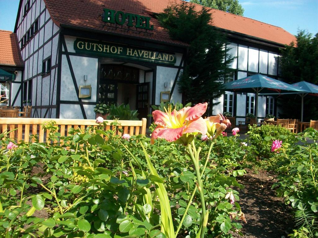 Gutshof Havelland Hotel Ketzin Exterior photo